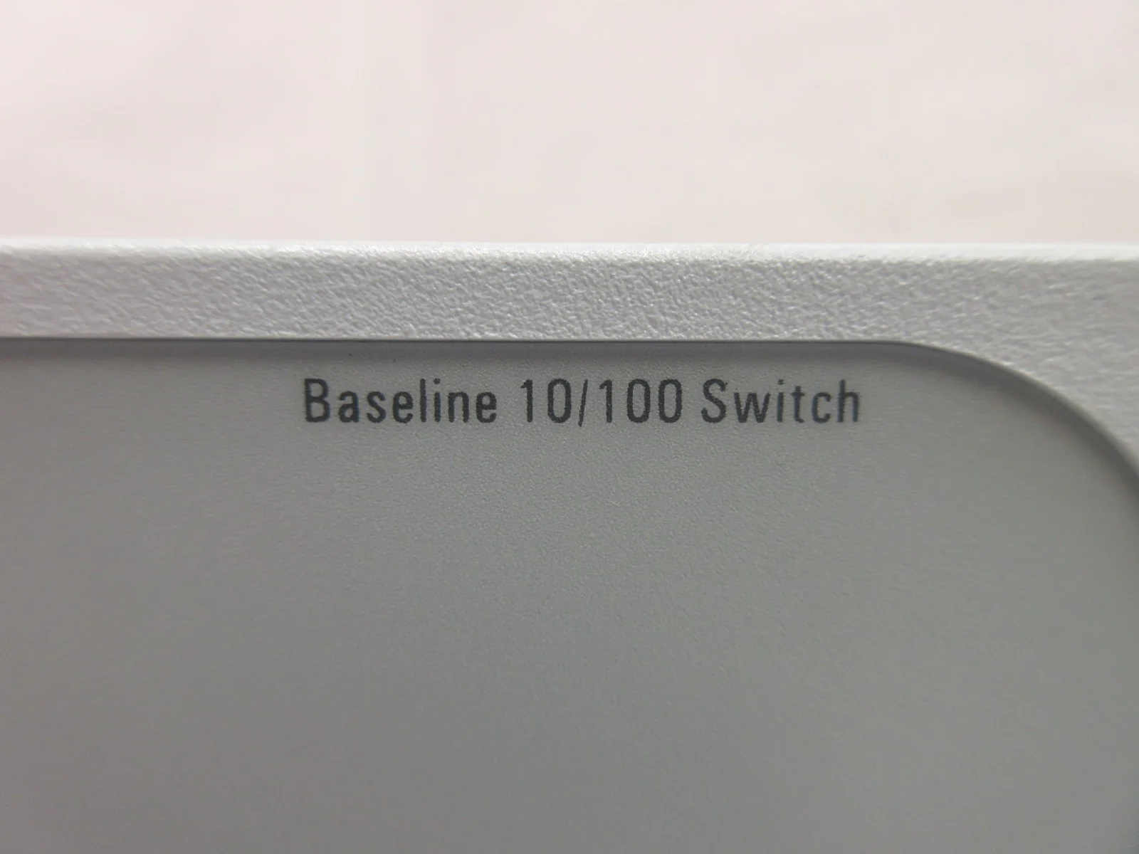 3Com 1647-010-000-1.01 Baseline 10/100 Switch 3C16470 AMAT Quantum X Used - Image 11