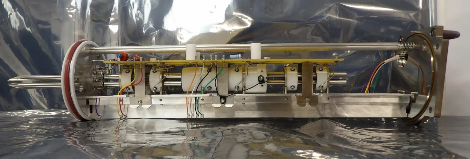 AB Sciex API 2000 Linear Ion Triple Quadrupole Q1 Q3 017287 2KU-CB100 Working - Image 2
