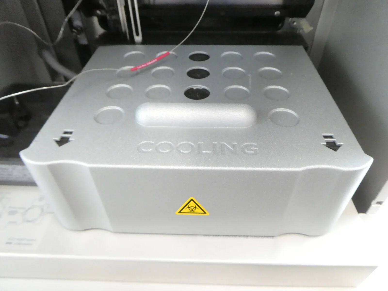 AB Sciex AS-200 Autosampler Assembly Module ExionLC 2.0 Bent Panel Untested - Image 9