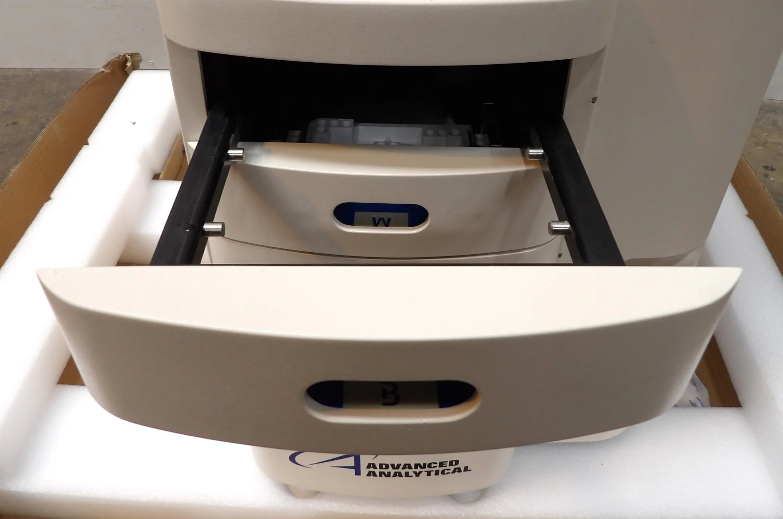 Advanced Analytical Fragment Analyzer Automated CE System Untested As-Is - Image 2