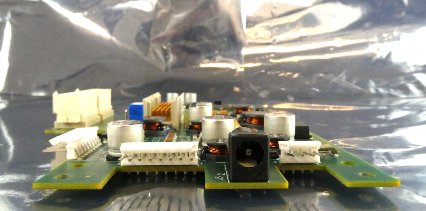 AE Advanced Energy 33020064 C Triple Input Power Supply PCB Working Surplus - Image 5
