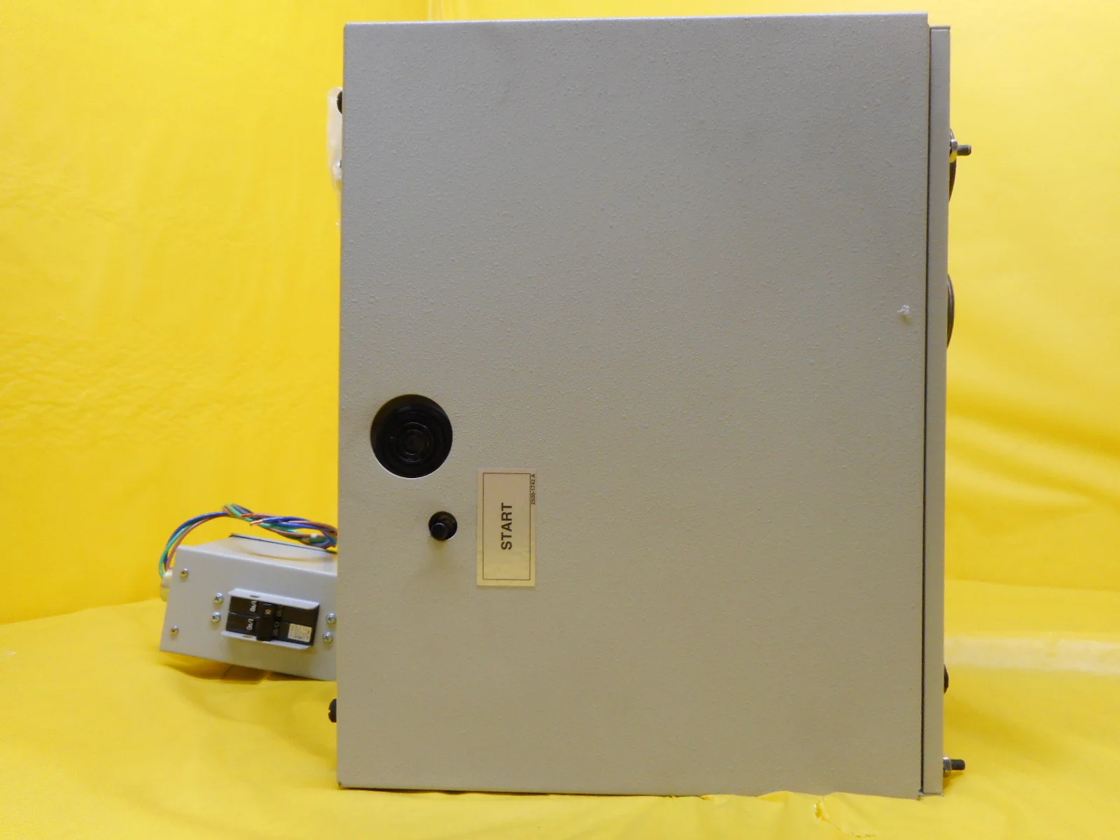 Air Products 839-607349C Pneumatic Air Controller ChemGuard New Surplus - Image 4