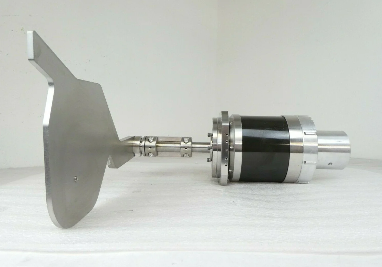 AMAT Applied Materials 0010-57289 300mm Wafer Rotation Transfer Robot Working - Image 3