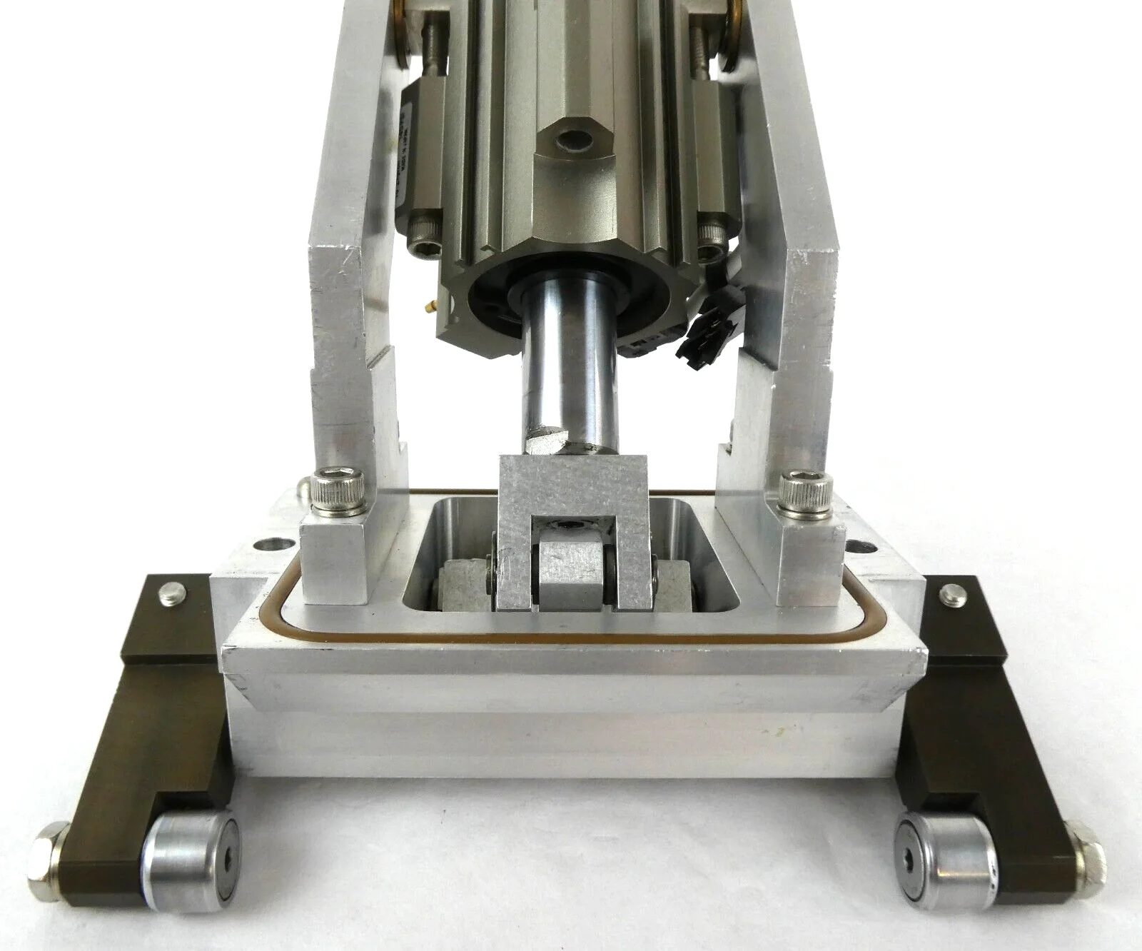 AMAT Applied Materials 0010-70029 CVD Chamber Slit Valve P5000 Working Surplus - Image 7