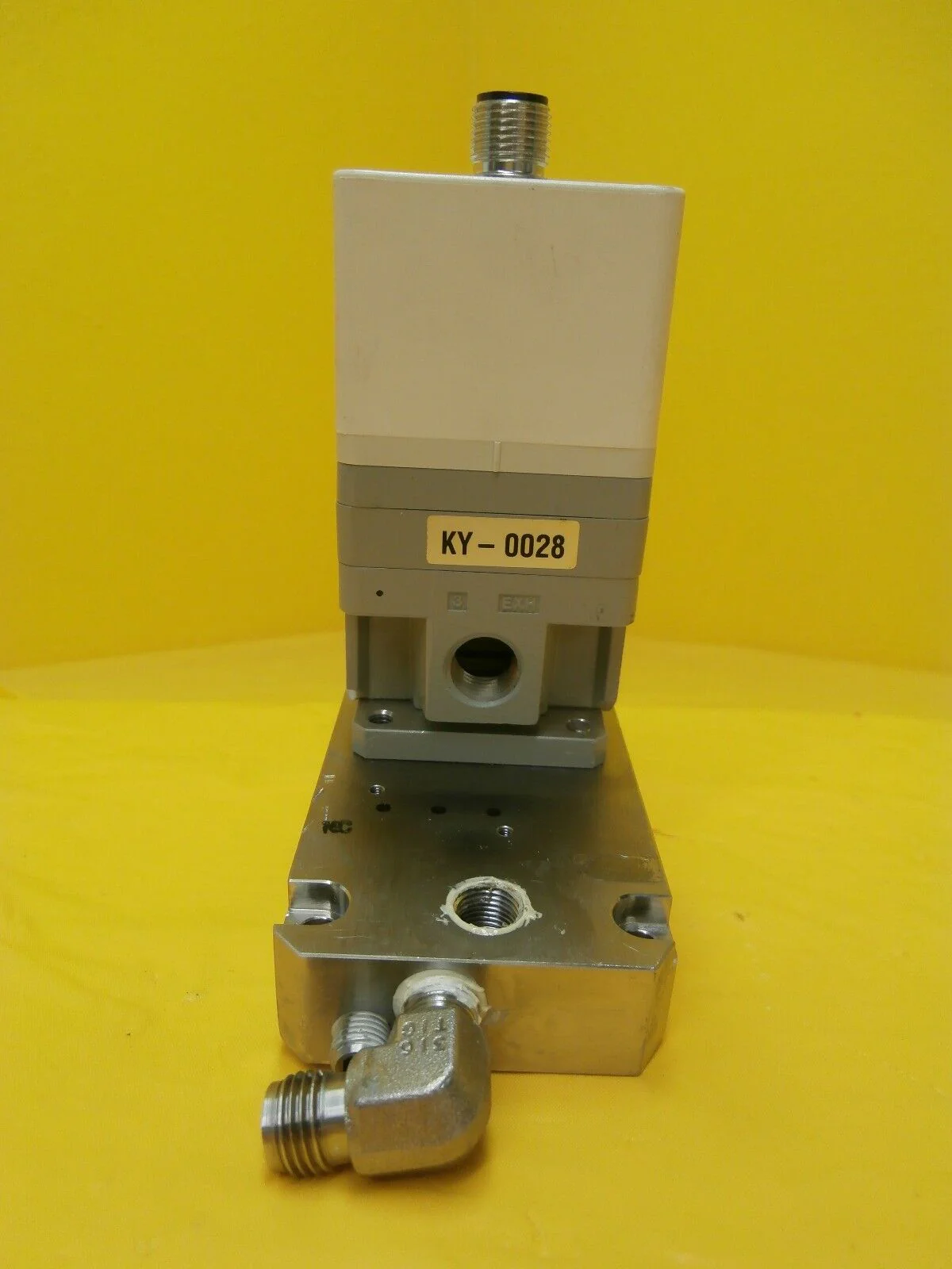 AMAT Applied Materials 0021-78097 Manifold with SMC ITV2031-31N3N4-X97 Copper - Image 3