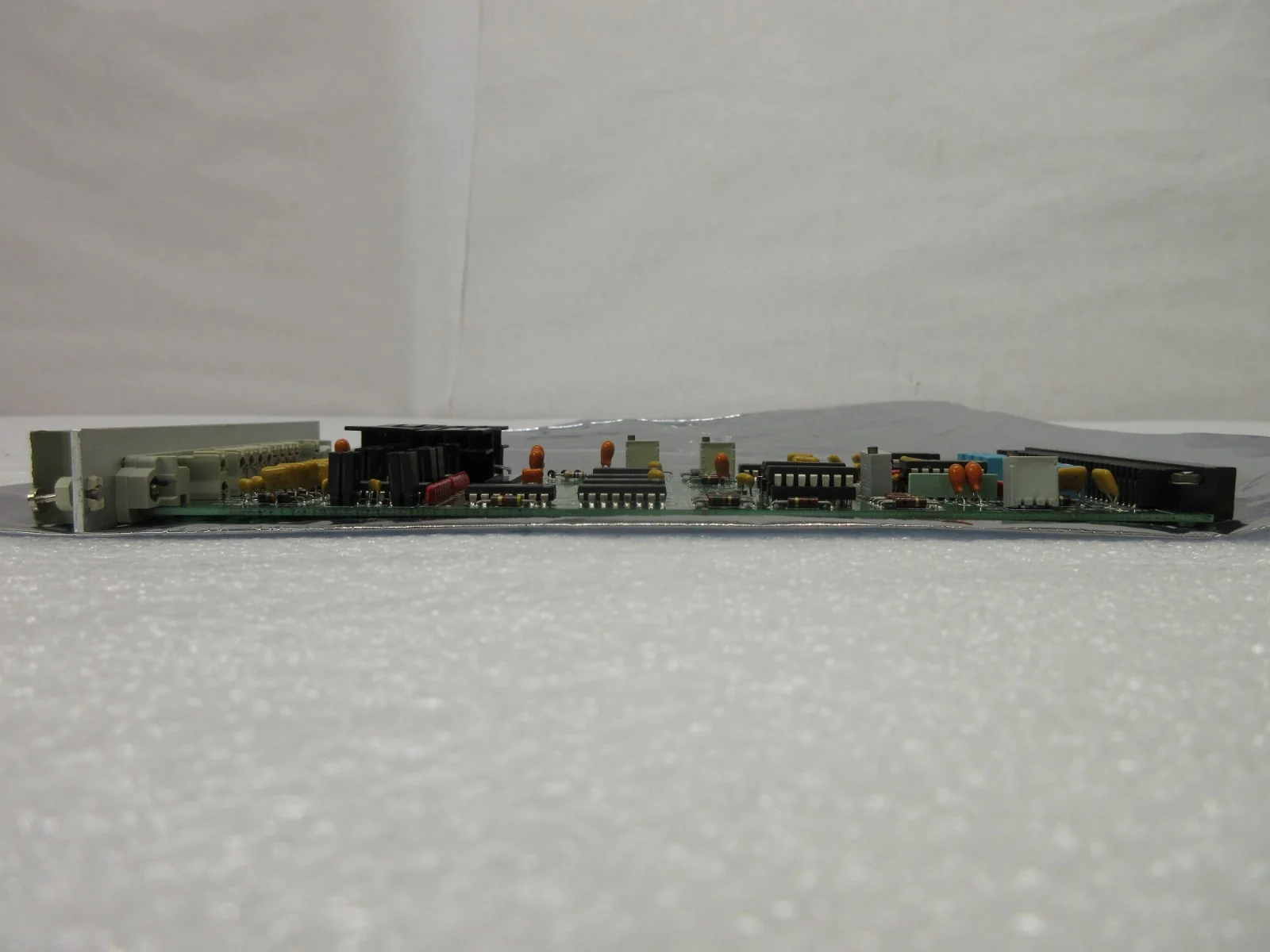 AMAT Applied Materials 0100-00132 Sync Detect PWB Card PCB Untested AS-IS - Image 9