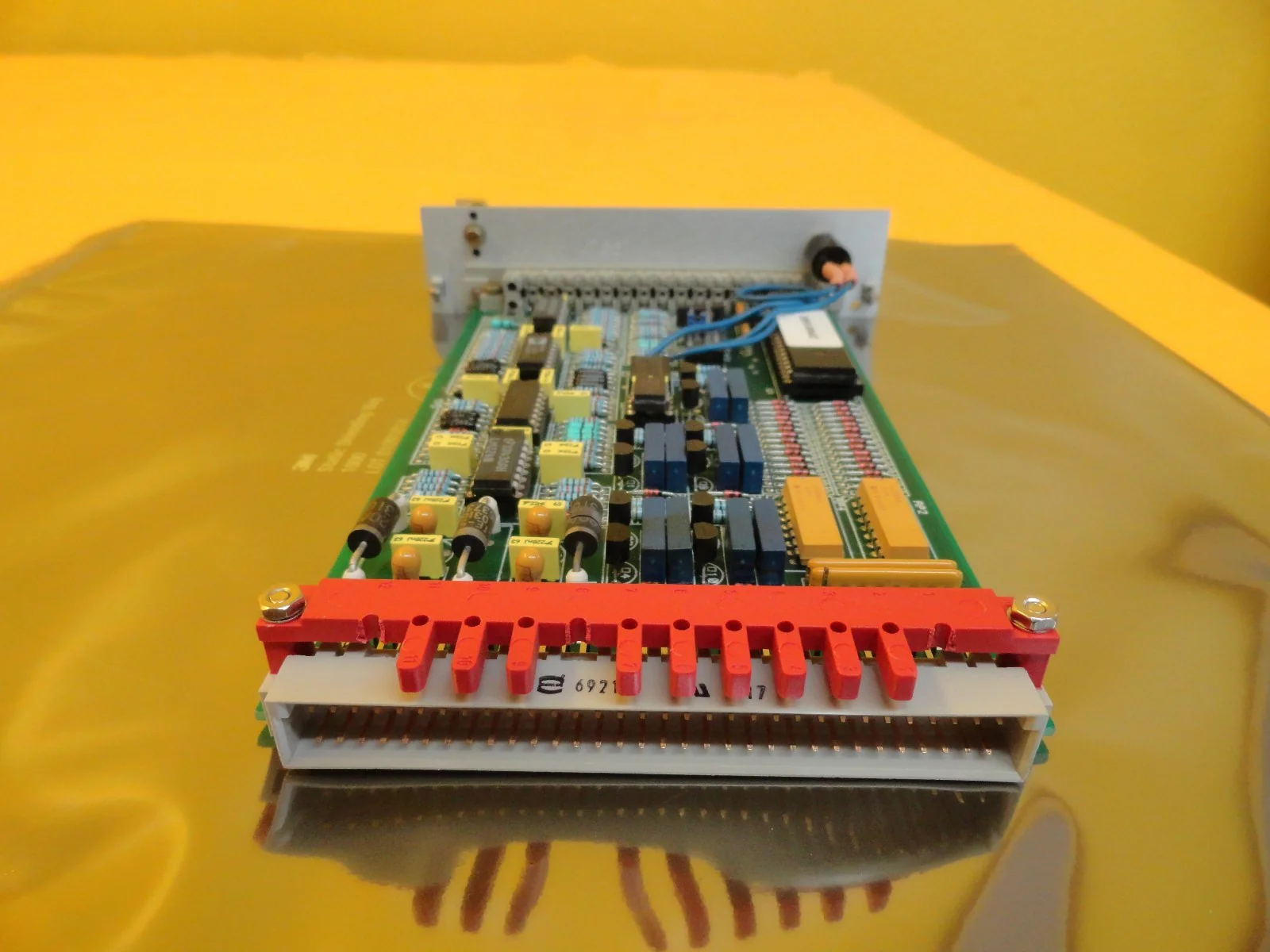AMAT Applied Materials 0100-01691 Gas Interlock 10 Torr SDS PCB Card Used - Image 5