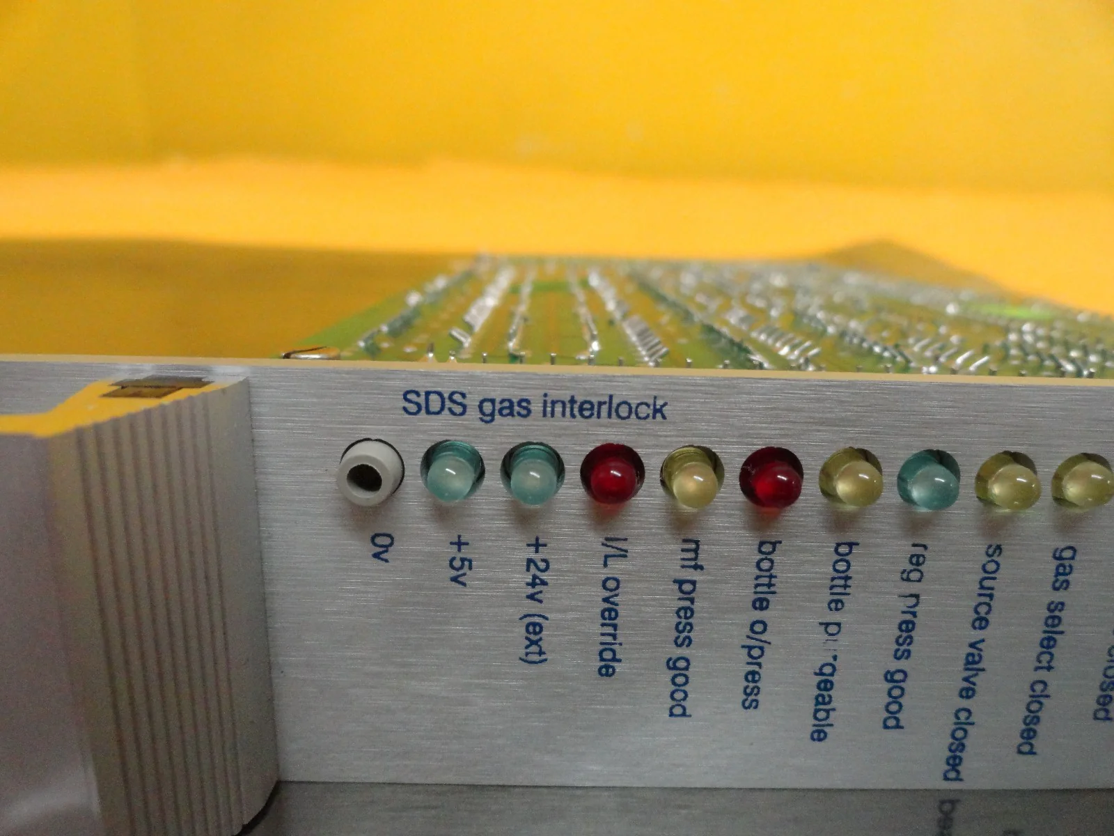 AMAT Applied Materials 0100-02195 Gas Interlock 10 Torr SDS PCB Card Used - Image 7