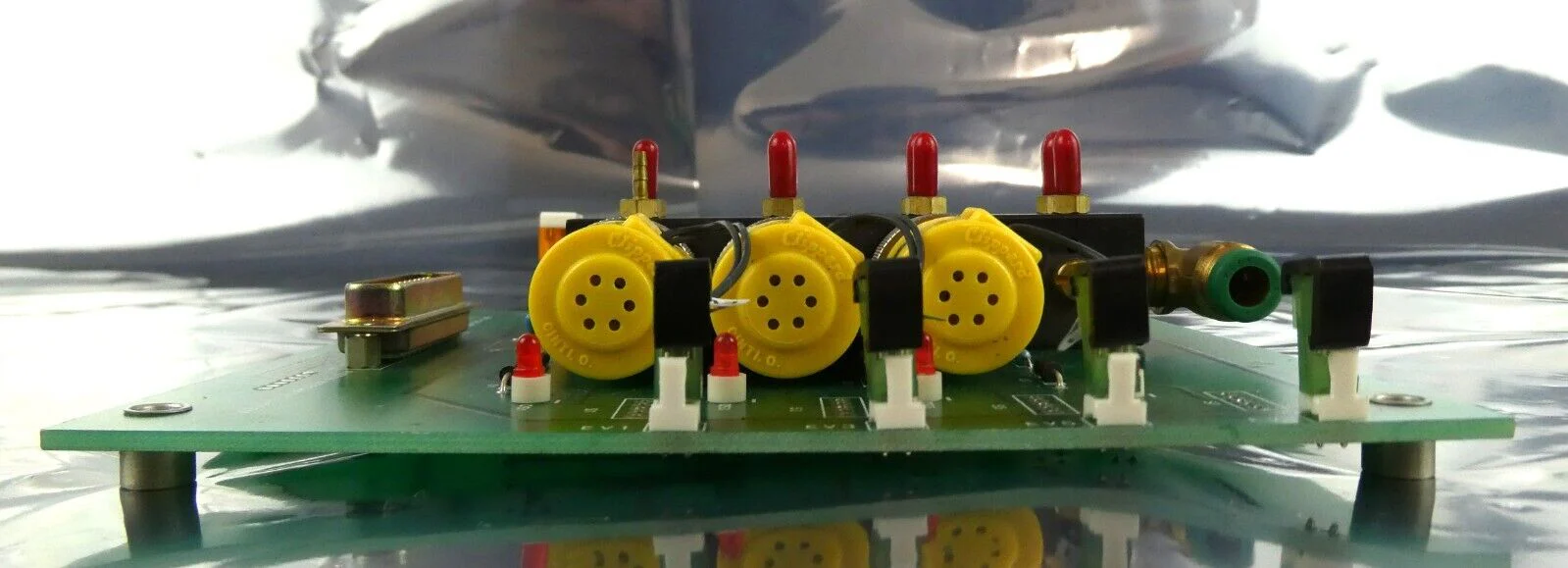 AMAT Applied Materials 0660-01102 8 EV Pneumatic Manifold PCB Assembly New - Image 5