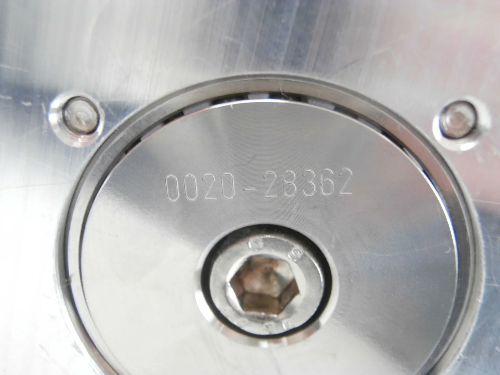 AMAT Applied Materials Lower 300mm Gripper Claw 0040-80144 0040-84444 Working - Image 10