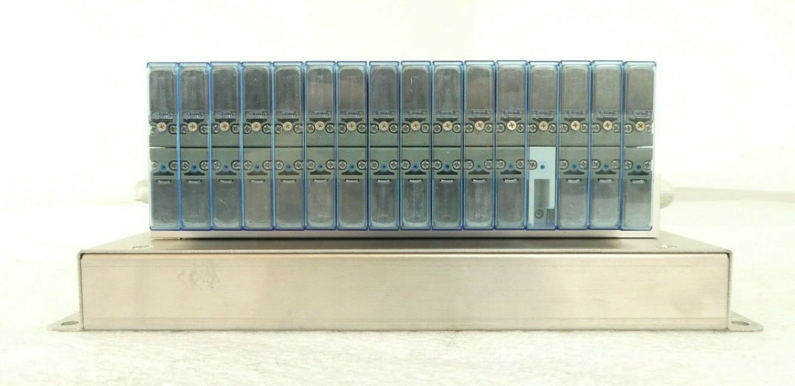 AMAT Applied Materials Pneumatic Block 1 SMC 16-Port Manifold INR587-33 Working - Image 3