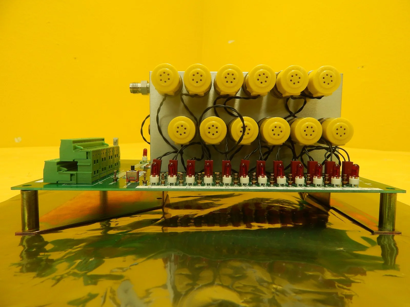 ASM 03-320142D01 EV Interface Pneumatic Block PCB Assembly ASM Epsilon 3000 Used - Image 4