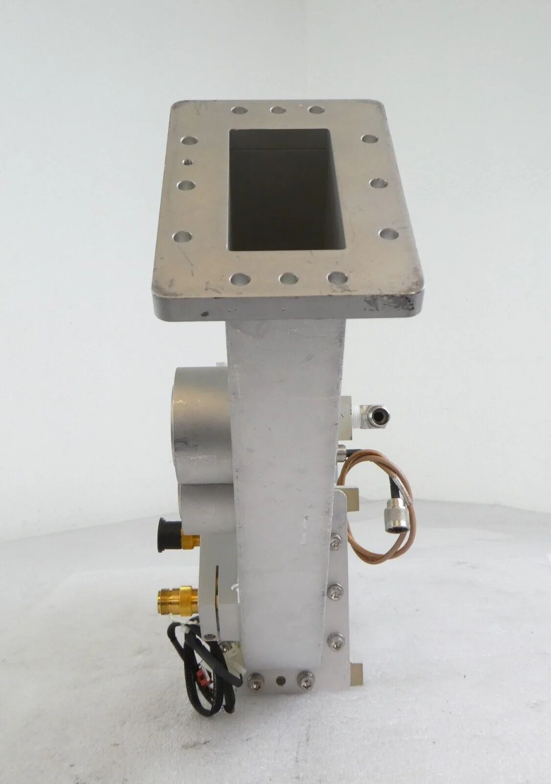 ASTeX C13477 Magnetron Waveguide 6kW Isolator WR340 Assembly D13604 Working - Image 5