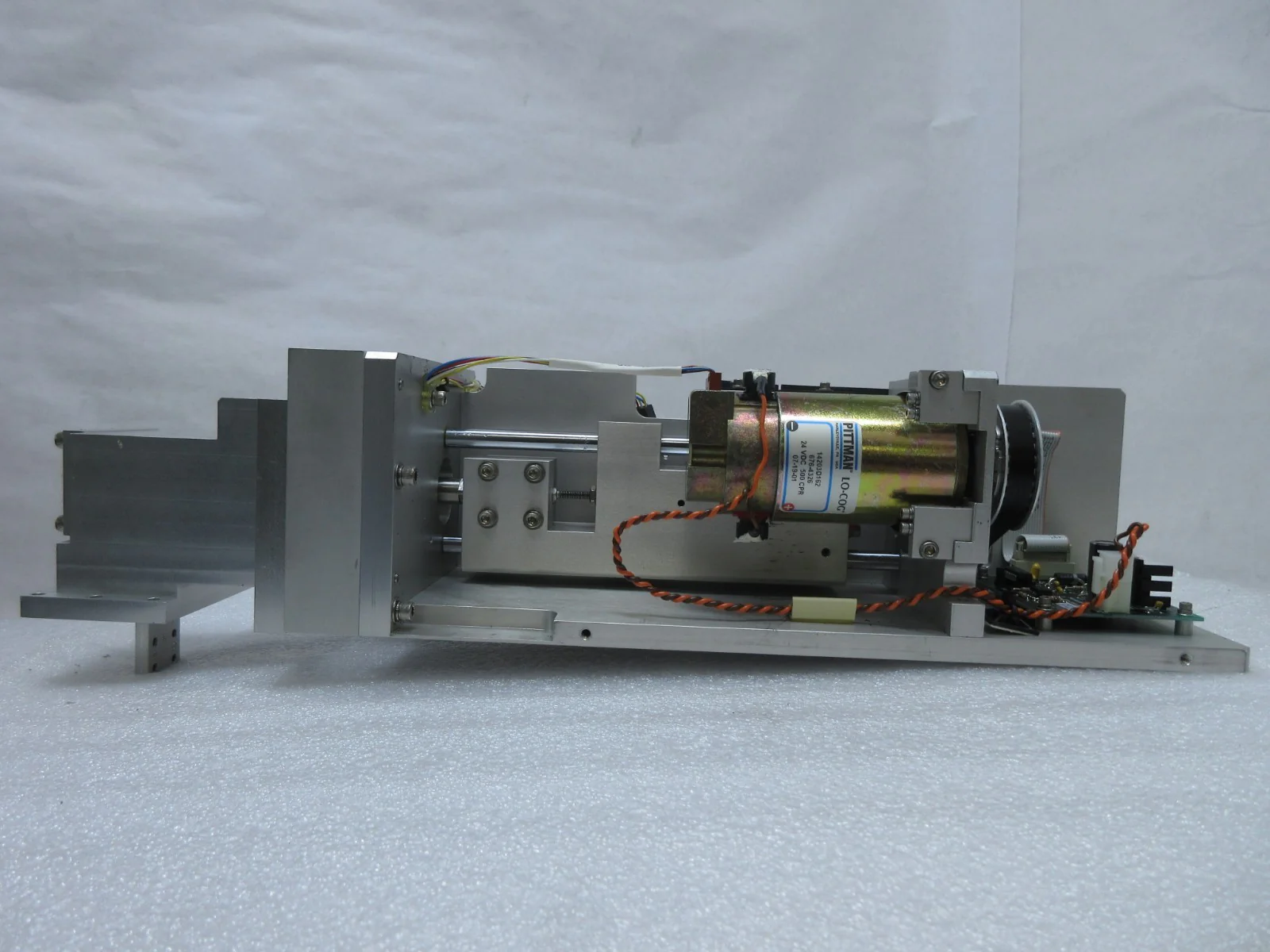 Asyst Technologies 04290-101 Load Lock Elevator 94-1119 A-2000LL Used Working - Image 9