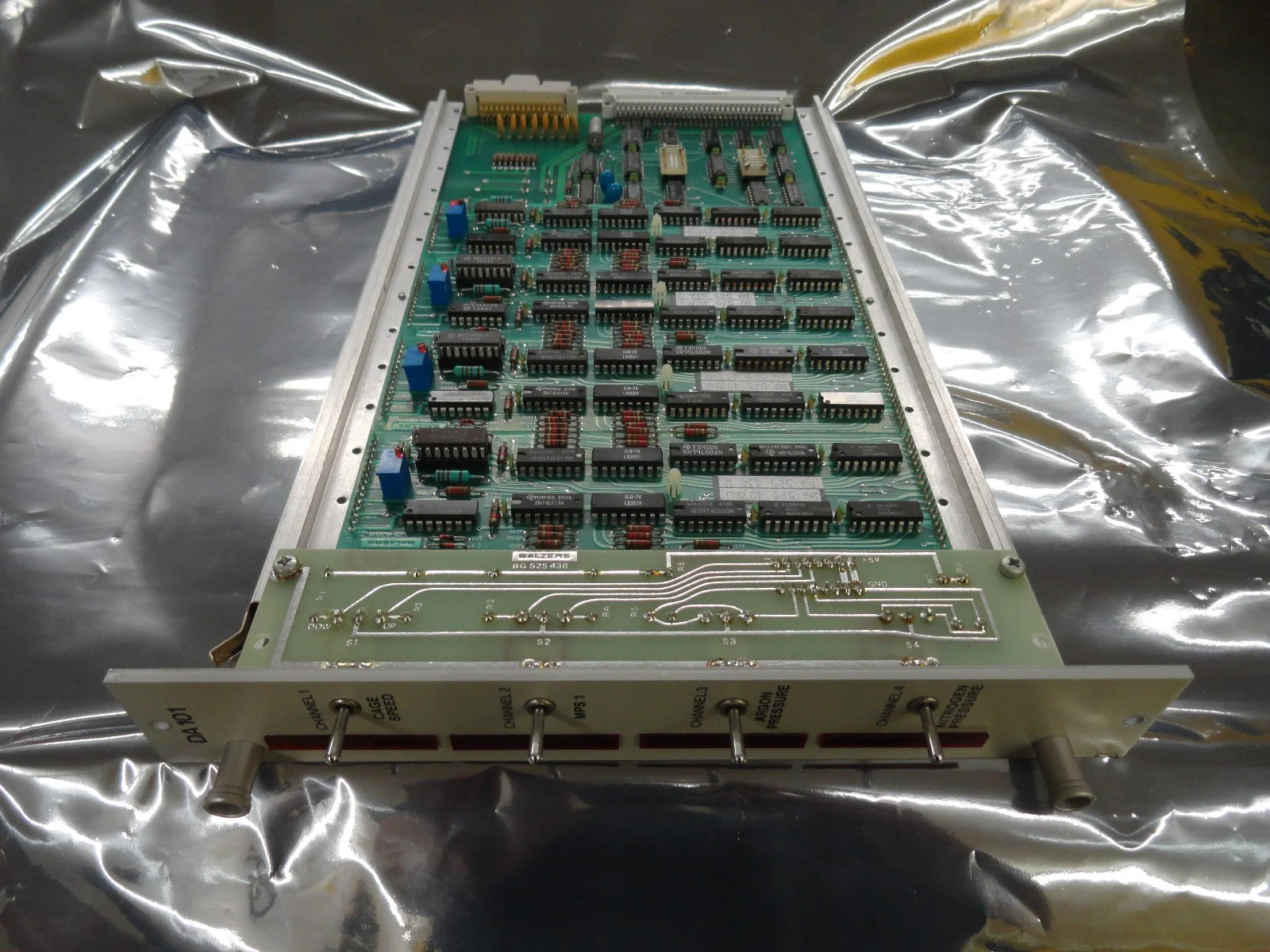 Balzers BG 525 473 T Argon Pressure DA 101 PCB Card BG 525 424 T Used Working - Image 6