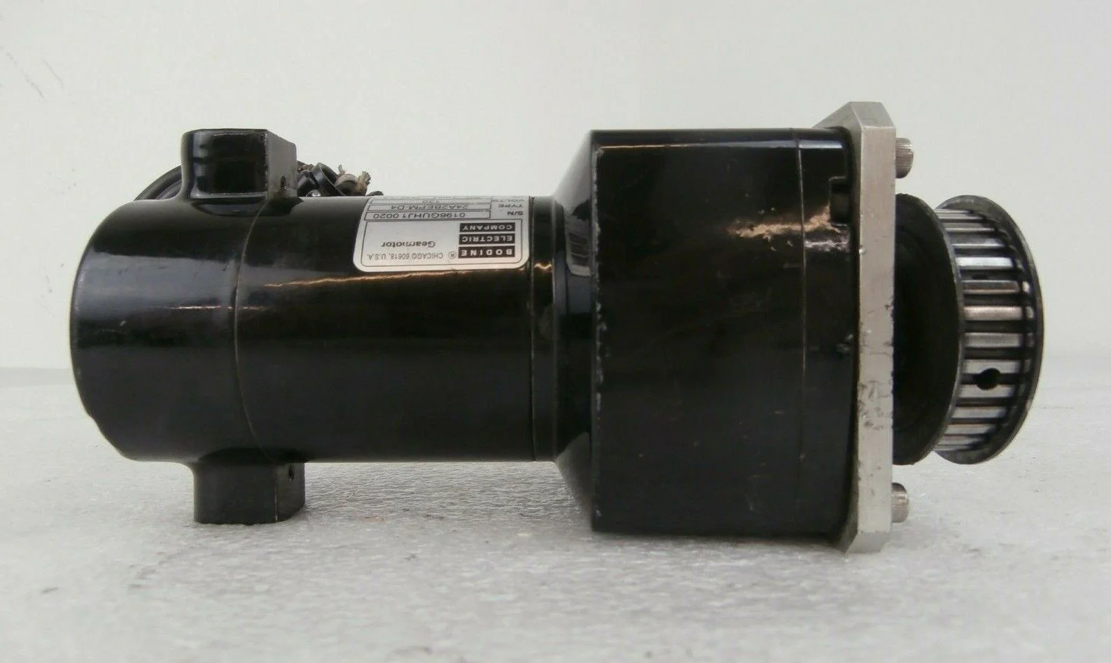 Bodine Electric 24A2BEPM-D4 DC Gearmotor Loader Assembly Veeco 1201 Working - Image 4