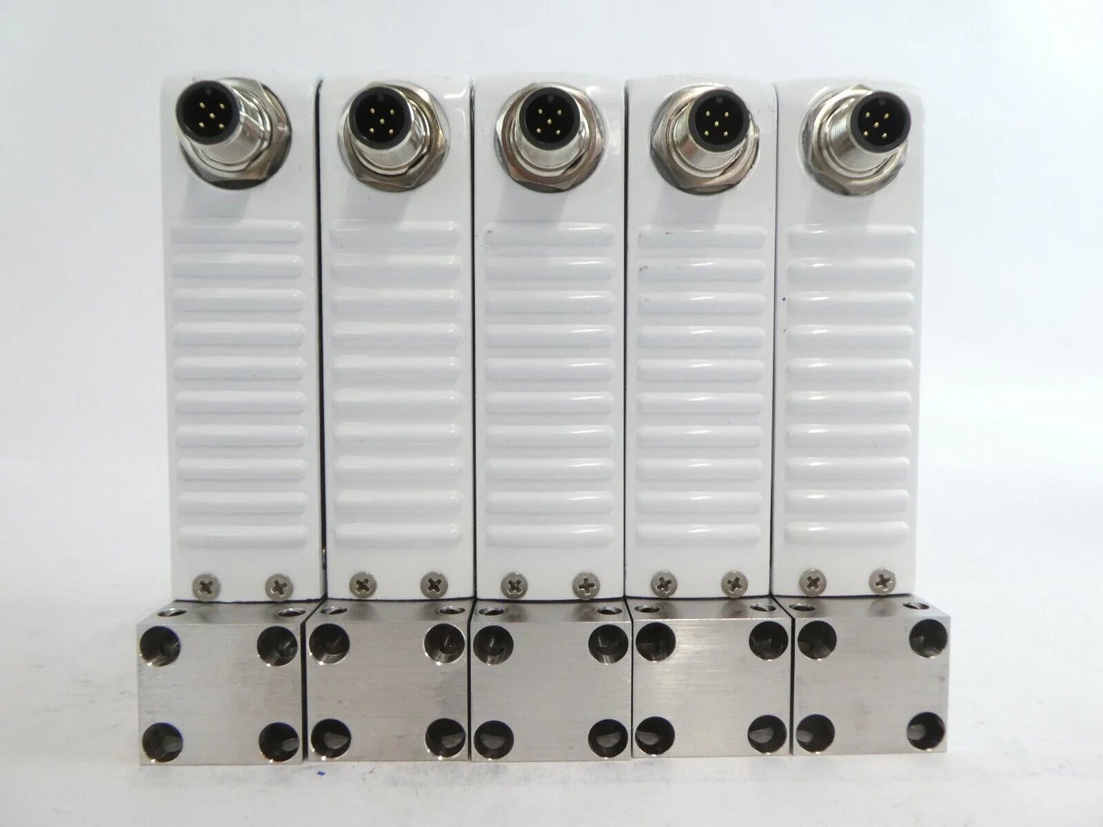 Brooks Instrument GF125C Mass Flow Controller MFC Reseller Lot of 16 Working - Image 12
