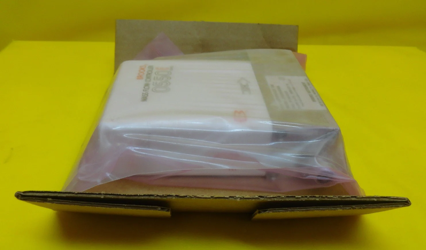Brooks Instruments 0550EB14H5DA Mass Flow Controller MFC 0550E 10 SLM H2 New - Image 3