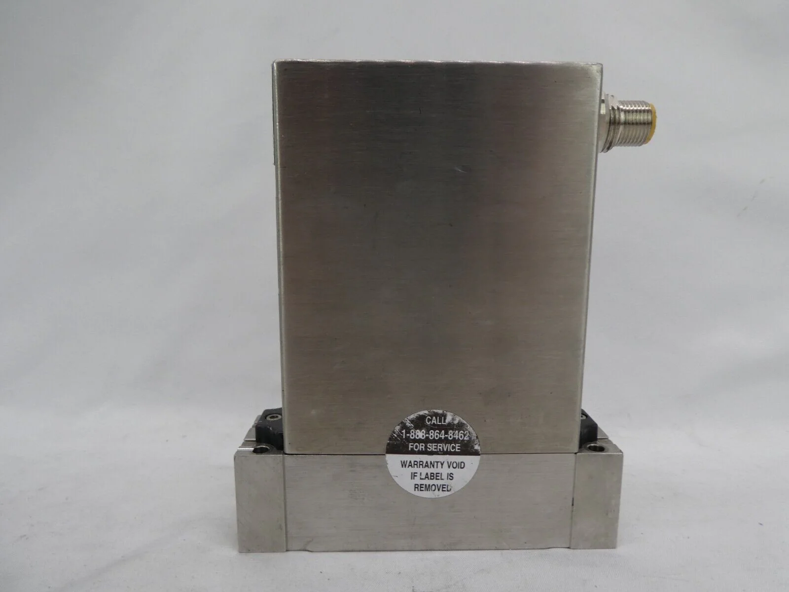 Celerity UFC-8565 UFC-8564 Mass Flow Controller MFC Reseller Lot of 4 Working - Image 4