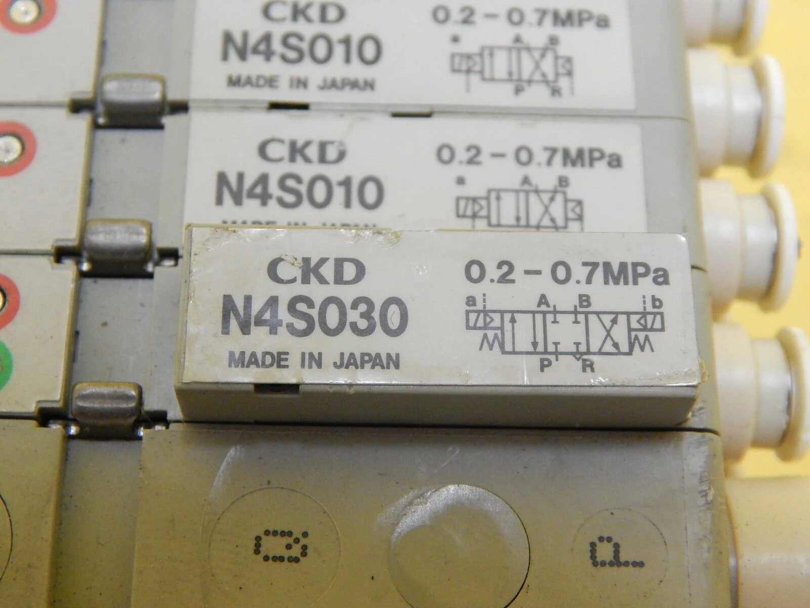 CKD N4S0-T56 16-Port Pnuematic Manifold OPP3-1H Lot of 2 Used Working - Image 12
