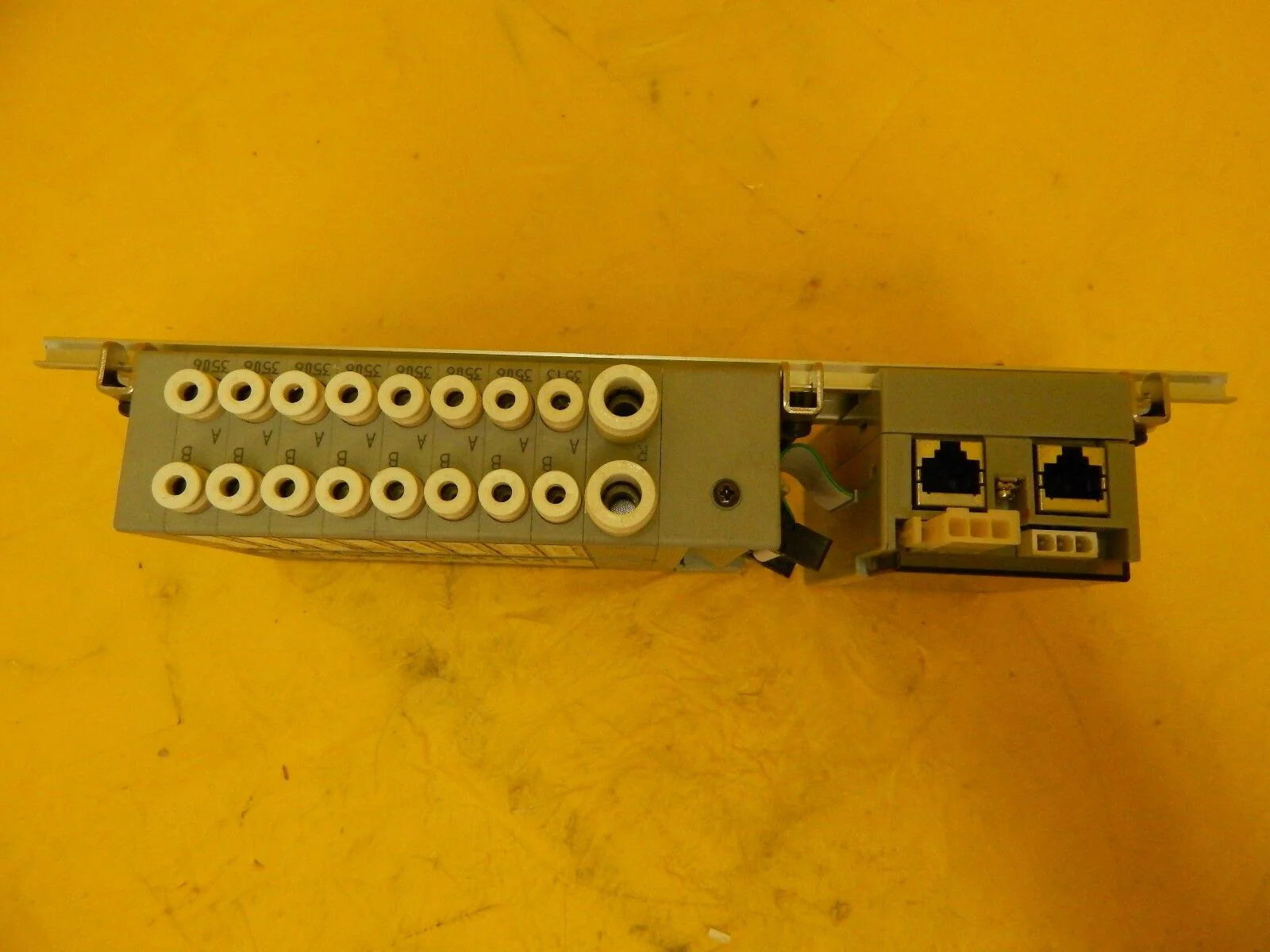 CKD N4S0-T56 8-Port Pnuematic Manifold OPP3-1H Lot of 2 Used Working - Image 7