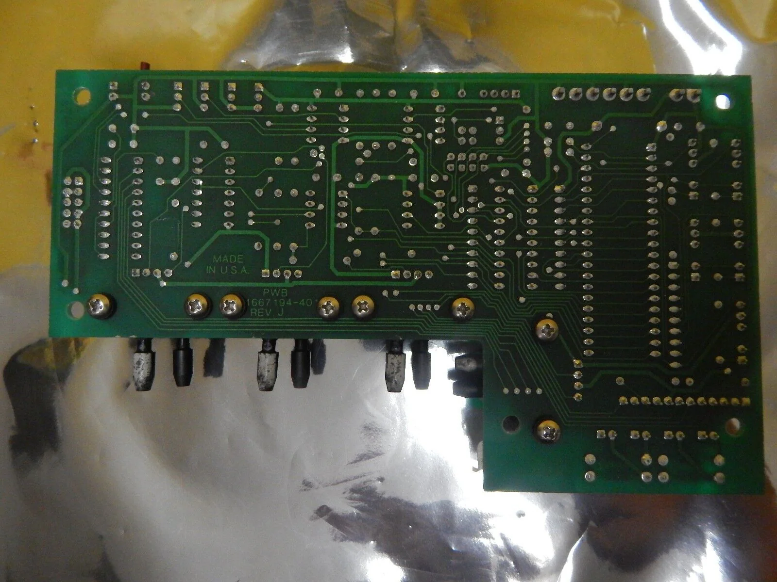 Delta Design 1667195-501 Quad Pressure Sensor Board PCB 1667195-501 Used Working - Image 8