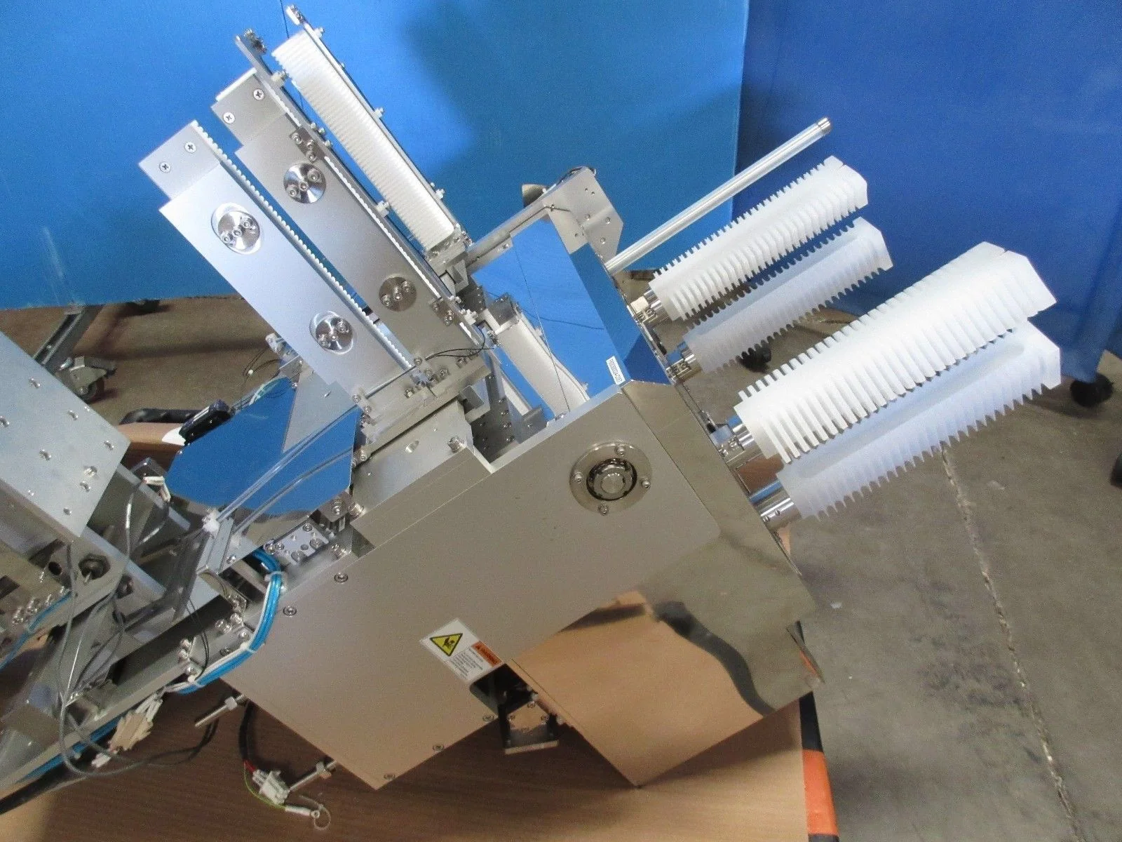 DNS Screen FC-3000 Wafer Indexer Assembly 300mm Used Working - Image 5