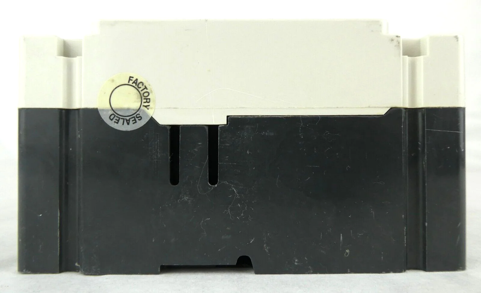 Eaton 6639C94G84 Circuit Breaker FD3015L Reseller Lot of 2 Working - Image 3