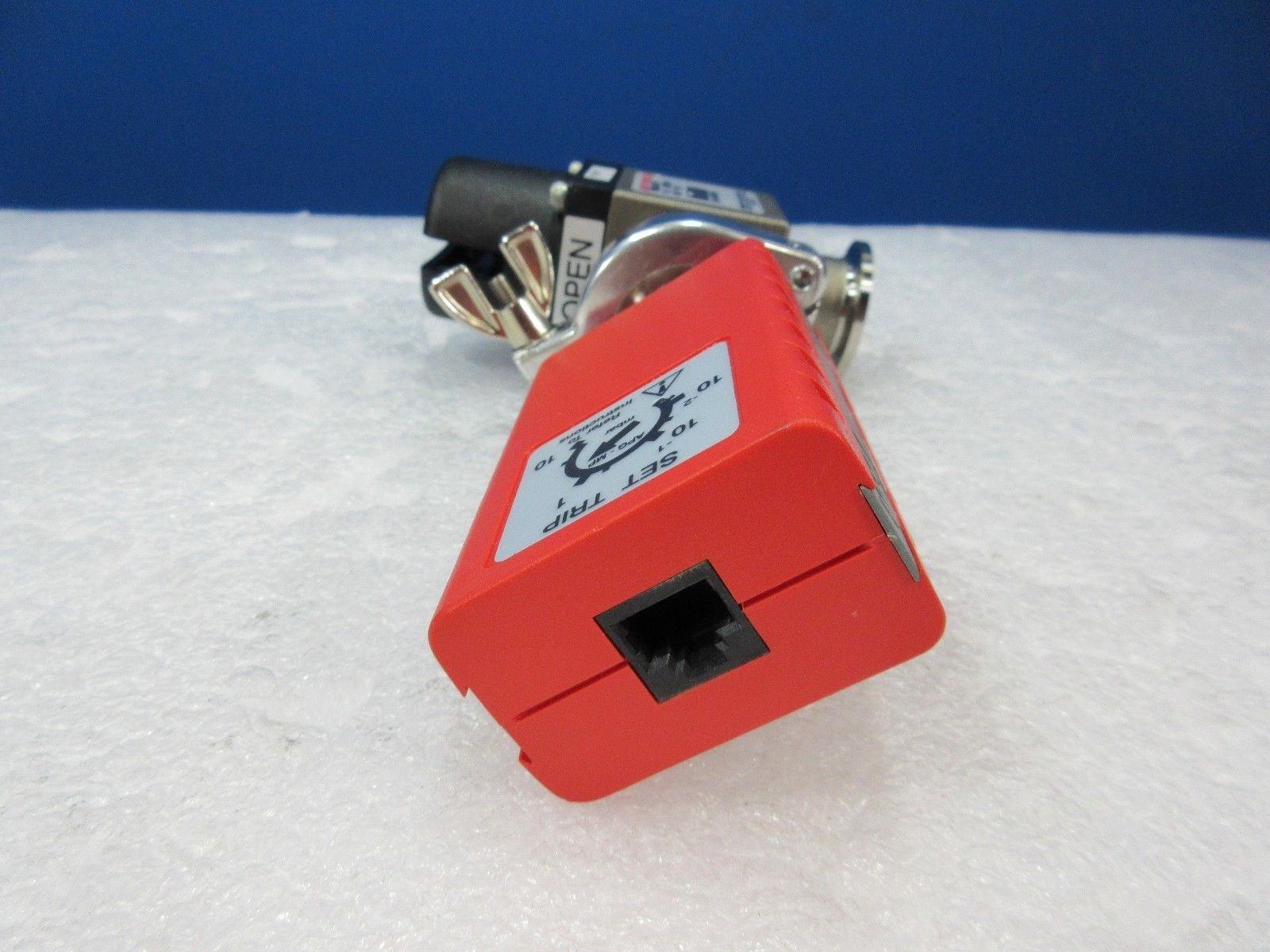 Edwards C31315000 Isolation Valve with D02182000 Pirani Gauge Used Working - Image 5