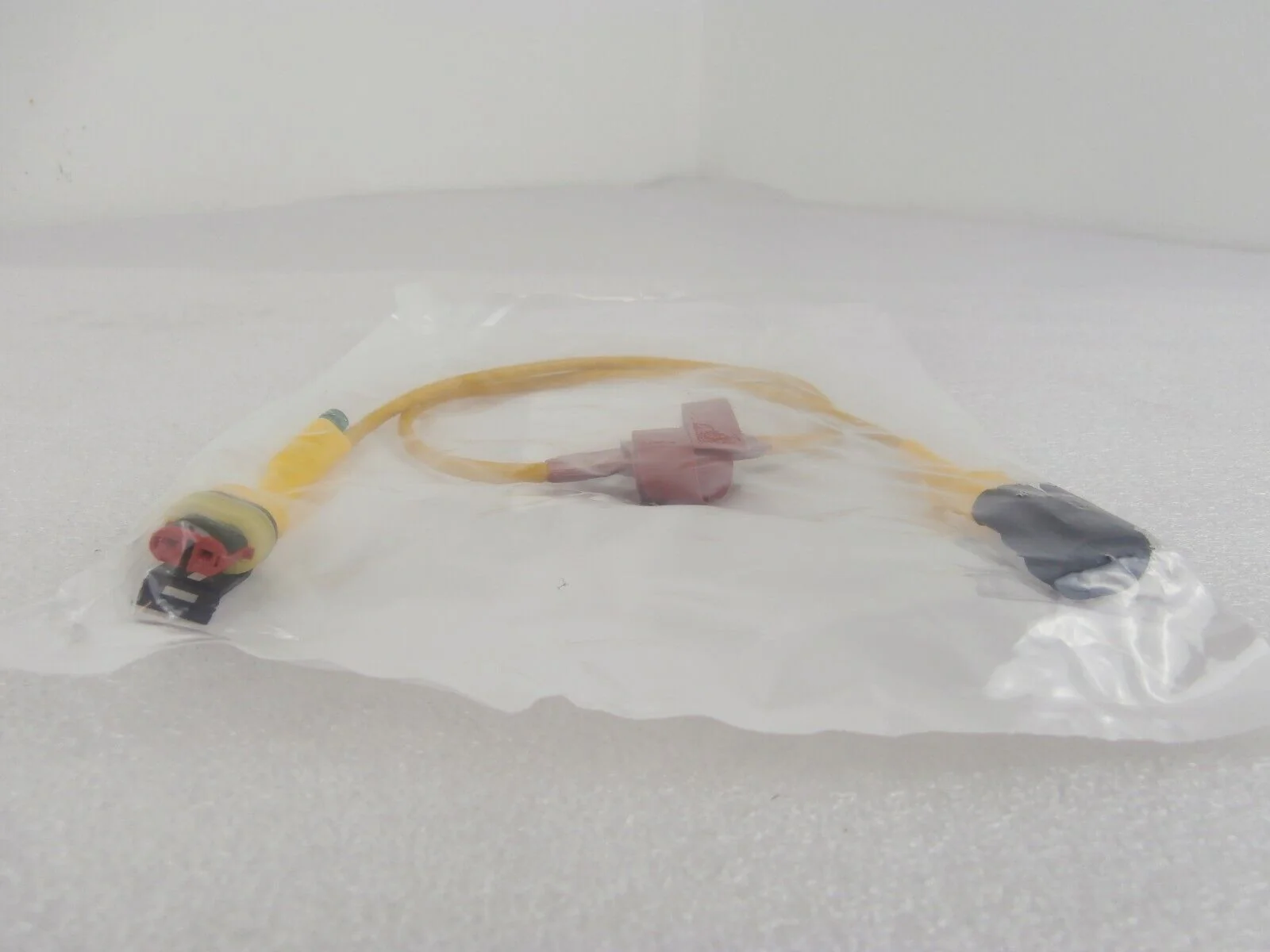 Edwards Y14300700 TMS Heater Monitor Cable LG 700mm Reseller Lot of 44 New Spare - Image 7