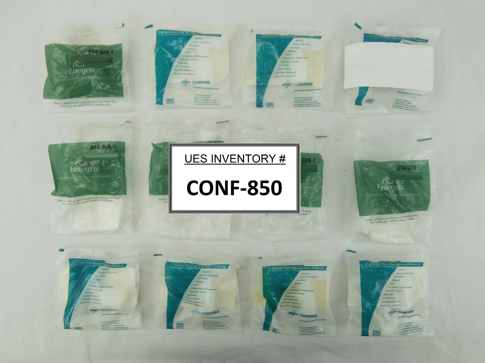 Entegris RT4-6FN-1 Tee Adapter 1/4" Flaretek x 3/8" MNPT Reseller Lot of 12 New