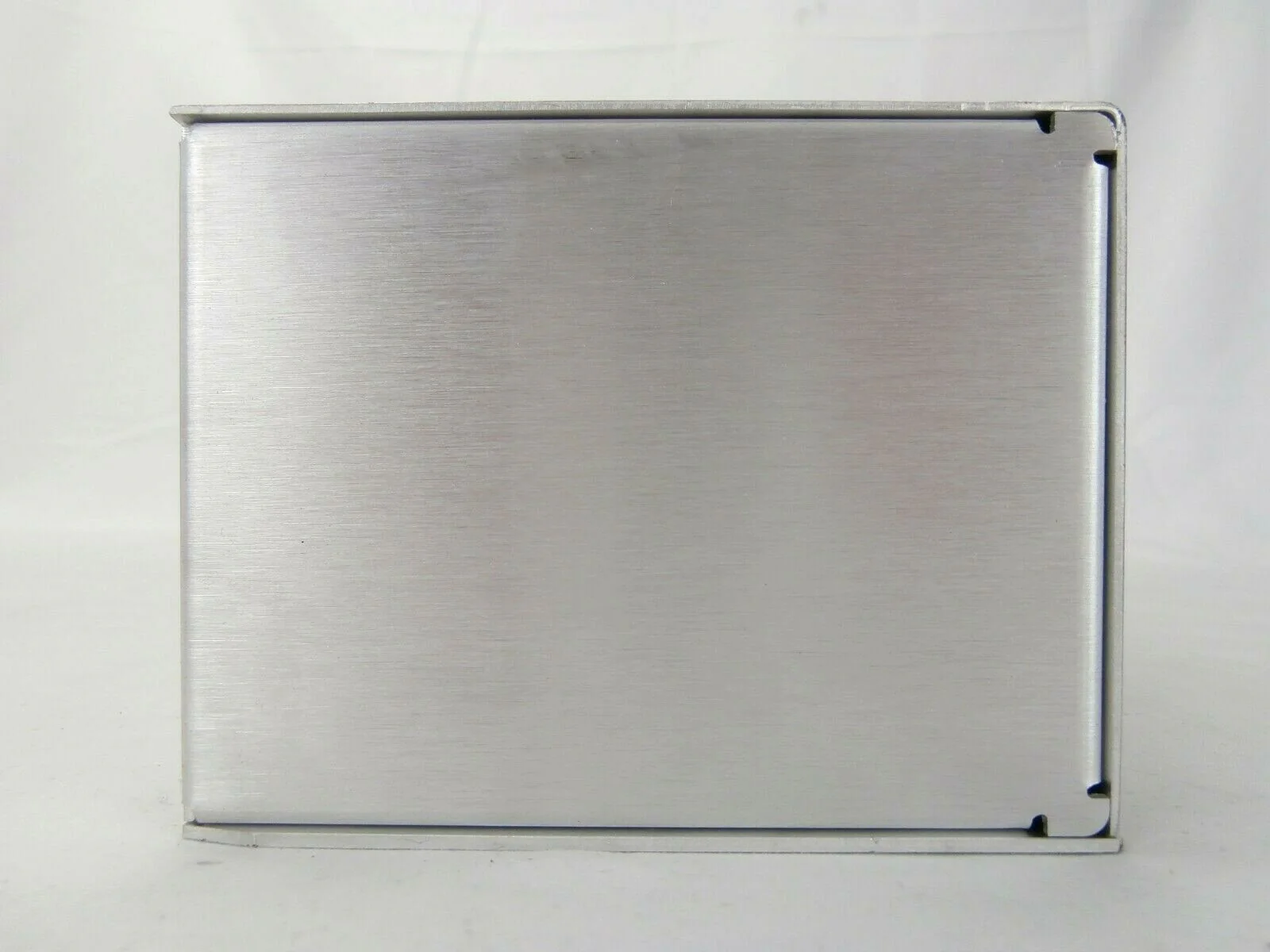 ESI Electro Scientific Industries 76892 Power Distribution Unit 9250 Laser Spare - Image 4