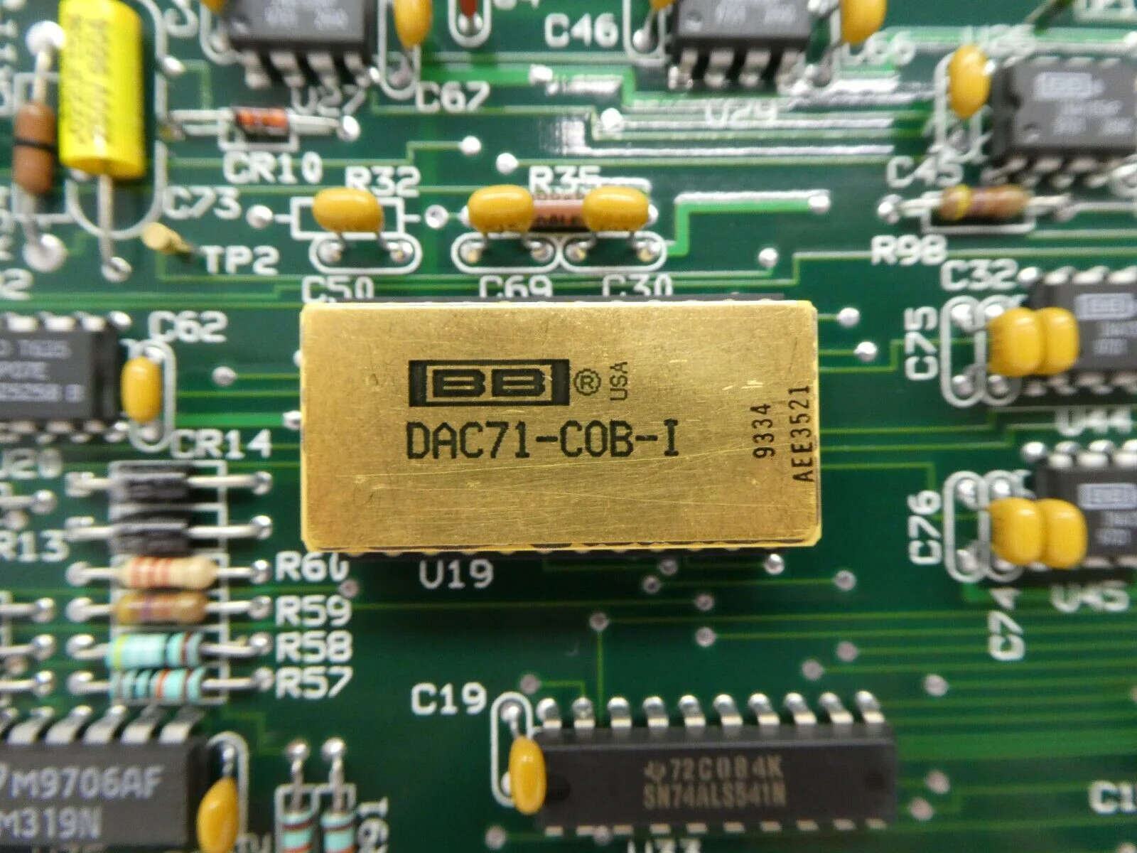 ESI Electro Scientific Industries 76992 Z&VAC Controller PCB Card Working Spare - Image 8