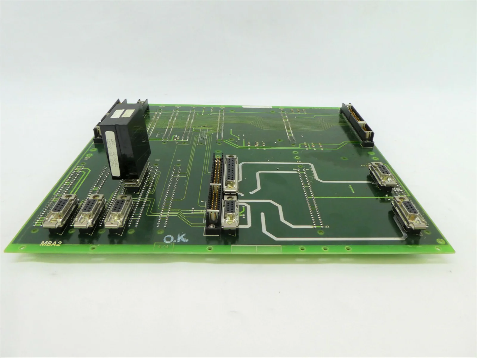 FEI Company 4022 192 56452 Backplane PCB 4022 197 94561 XL 30 ESEM Working - Image 6