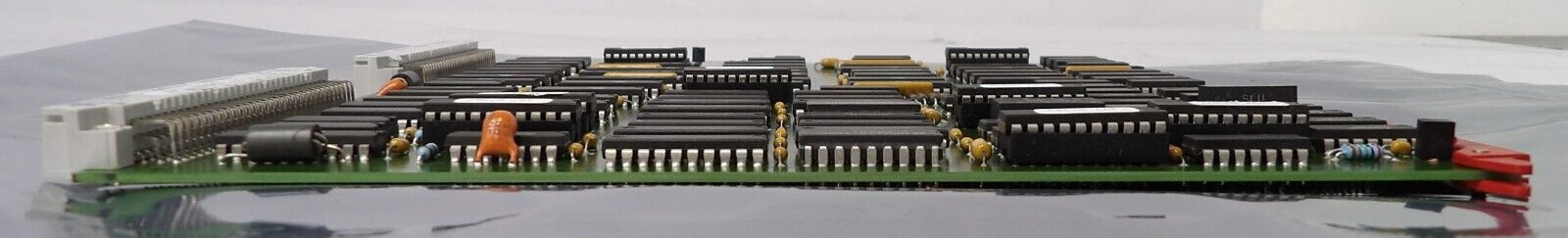 FEI Company 4022 192 7116 Interface PCB Card CEPV6633/17 Working Spare - Image 4