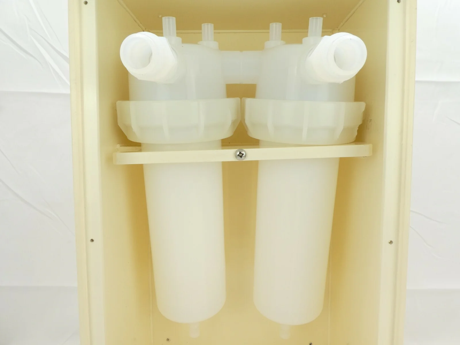 FSI International Purified DI Water Tank Yield Up 2000 Unmarked Working Surplus - Image 12