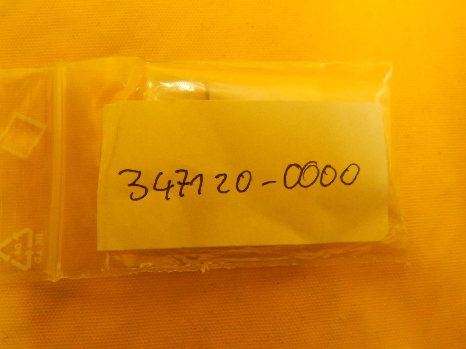 FSI Metron 347120-0000 18MM Yellow Optical Filter GG475 Reseller Lot of 19 New - Image 2