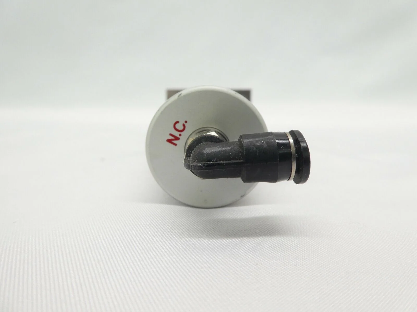 Fujikin 070924 Pneumatic Diaphragm Valve 0.39 ~ 0.59MPa N.C. Lot of 10 Working - Image 9