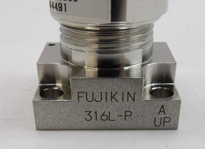 Fujikin 316L-P Manual Diaphragm Valve Reseller Lot of 25 Working Surplus - Image 9