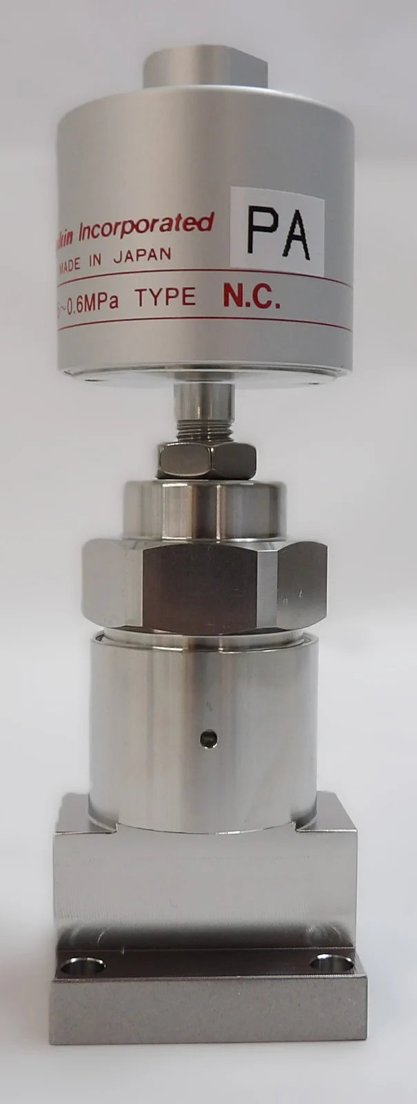 Fujikin 439225 Diaphragm Valve 316L-P Lot of 3 New - Image 8
