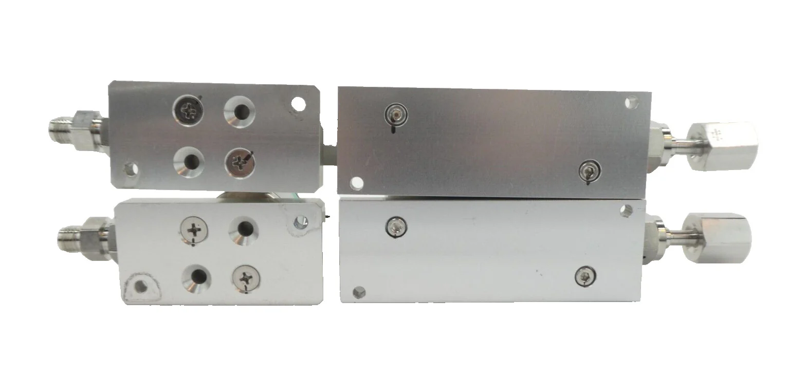 Fujikin FCST1050FC-4J2-F50L-N2-058 Mass Flow Controller MFC AGD11R-4R Lot of 2 - Image 6