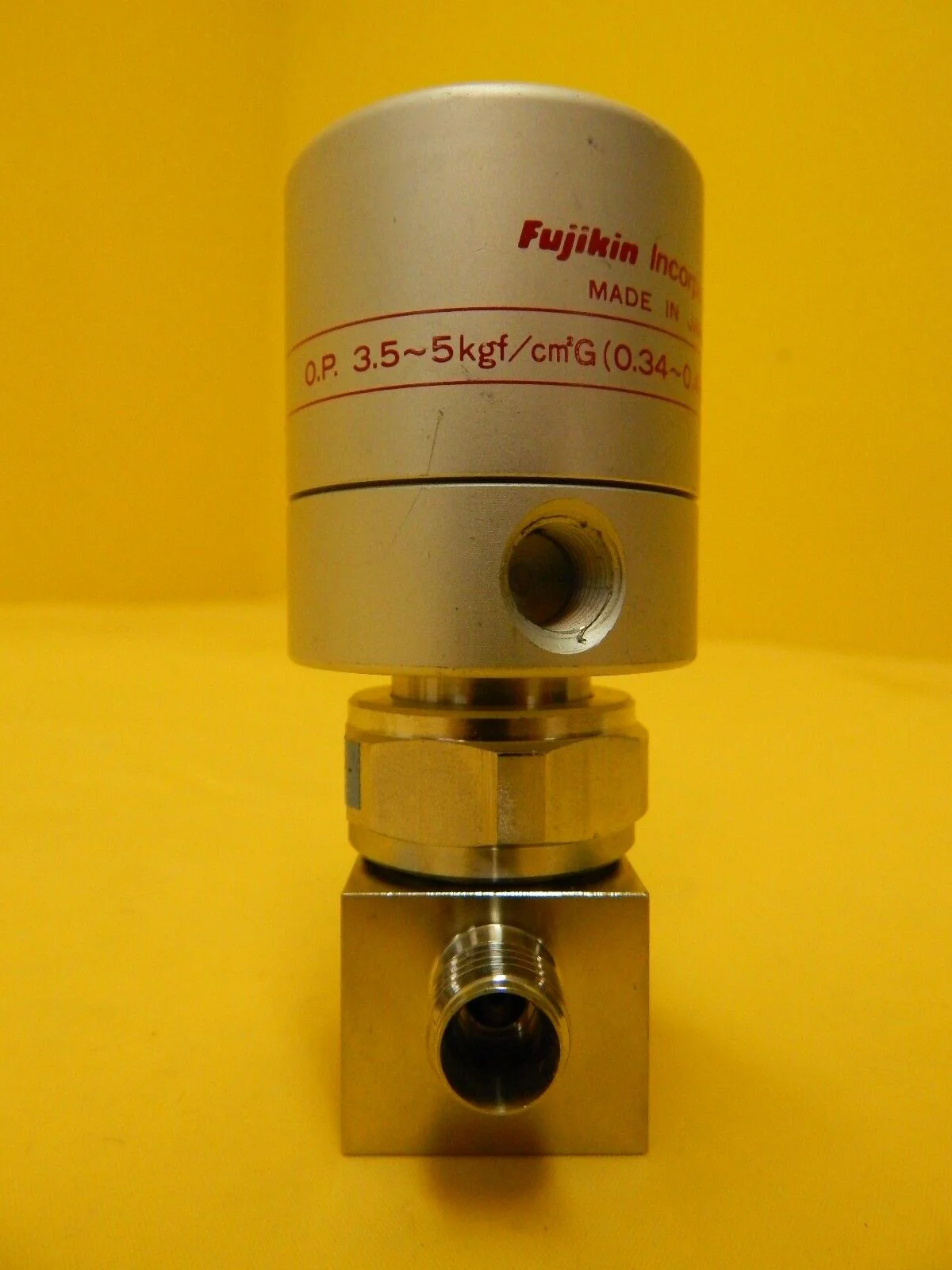Fujikin RKE0K6000 Pneumatic Valve 021372 Normally Closed Reseller Lot of 5 Used - Image 6