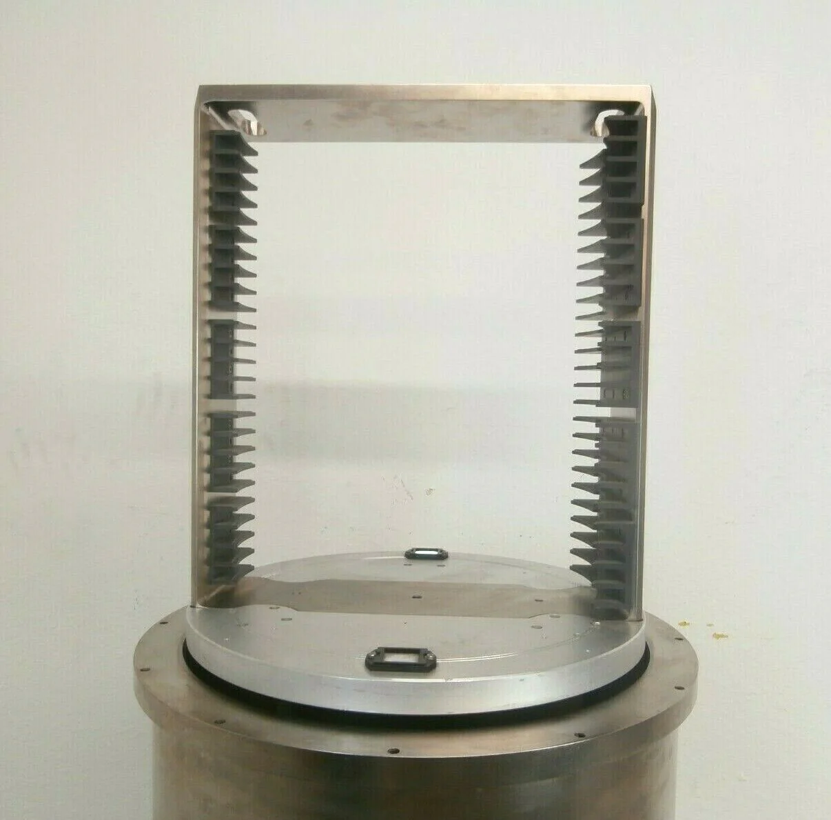 Genmark GNK Robot Indexer and Chamber 300mm ASM Epsilon 3200 Damaged As-Is - Image 6
