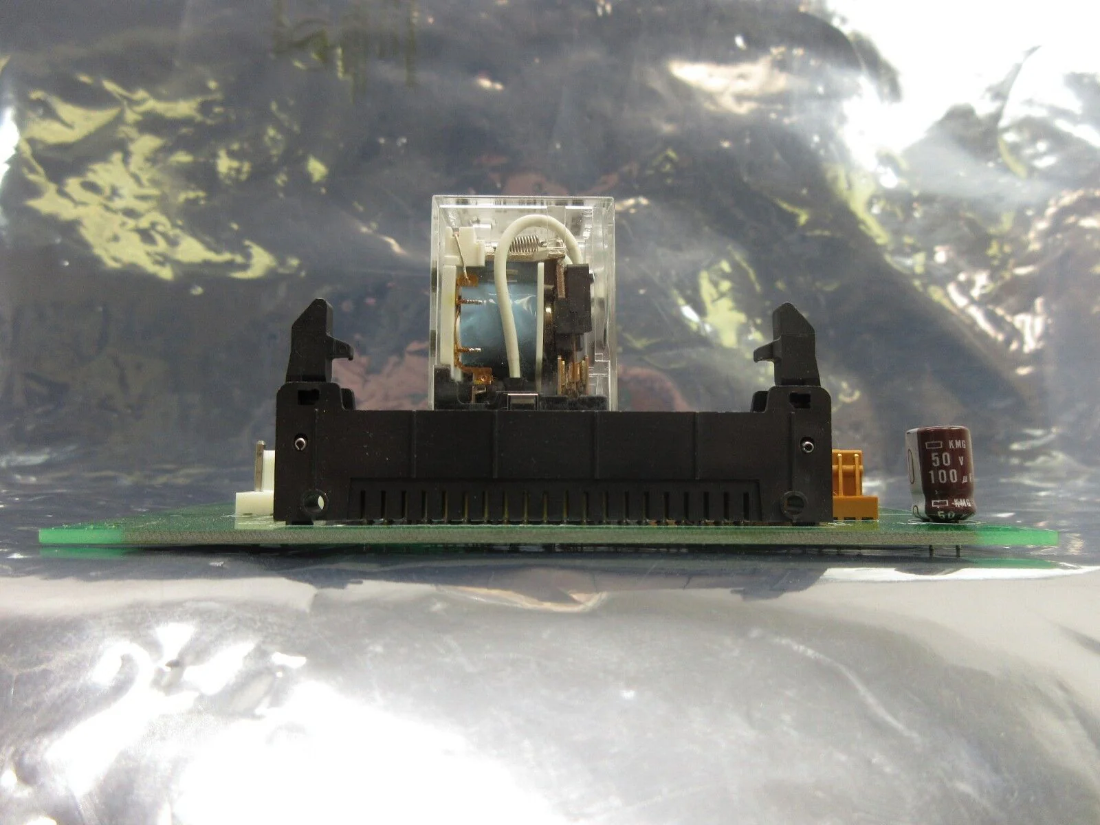 Hitachi HT98313 Power Relay Board PCB BD13 Ver. A1 Used Working - Image 4