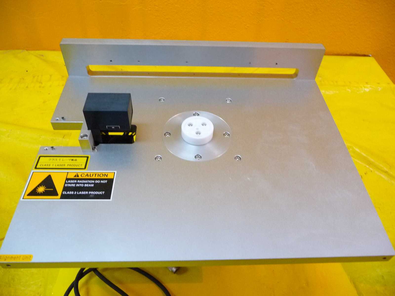Hitachi 200mm Wafer Alignment Unit M-712E Etcher No Side Panels Working Surplus - Image 3