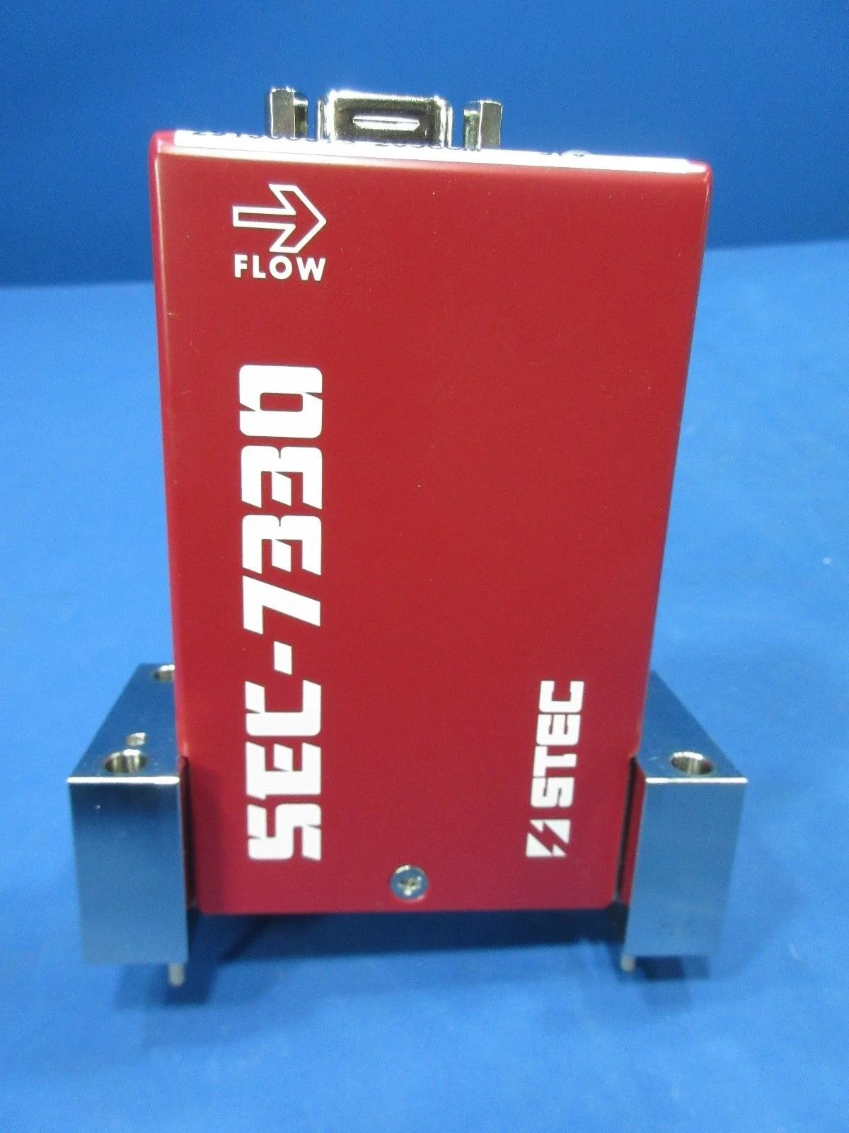 Horiba STEC SEC-7330M Mass Flow Controller SF6 200CCM Lot of 2 Used Working - Image 3