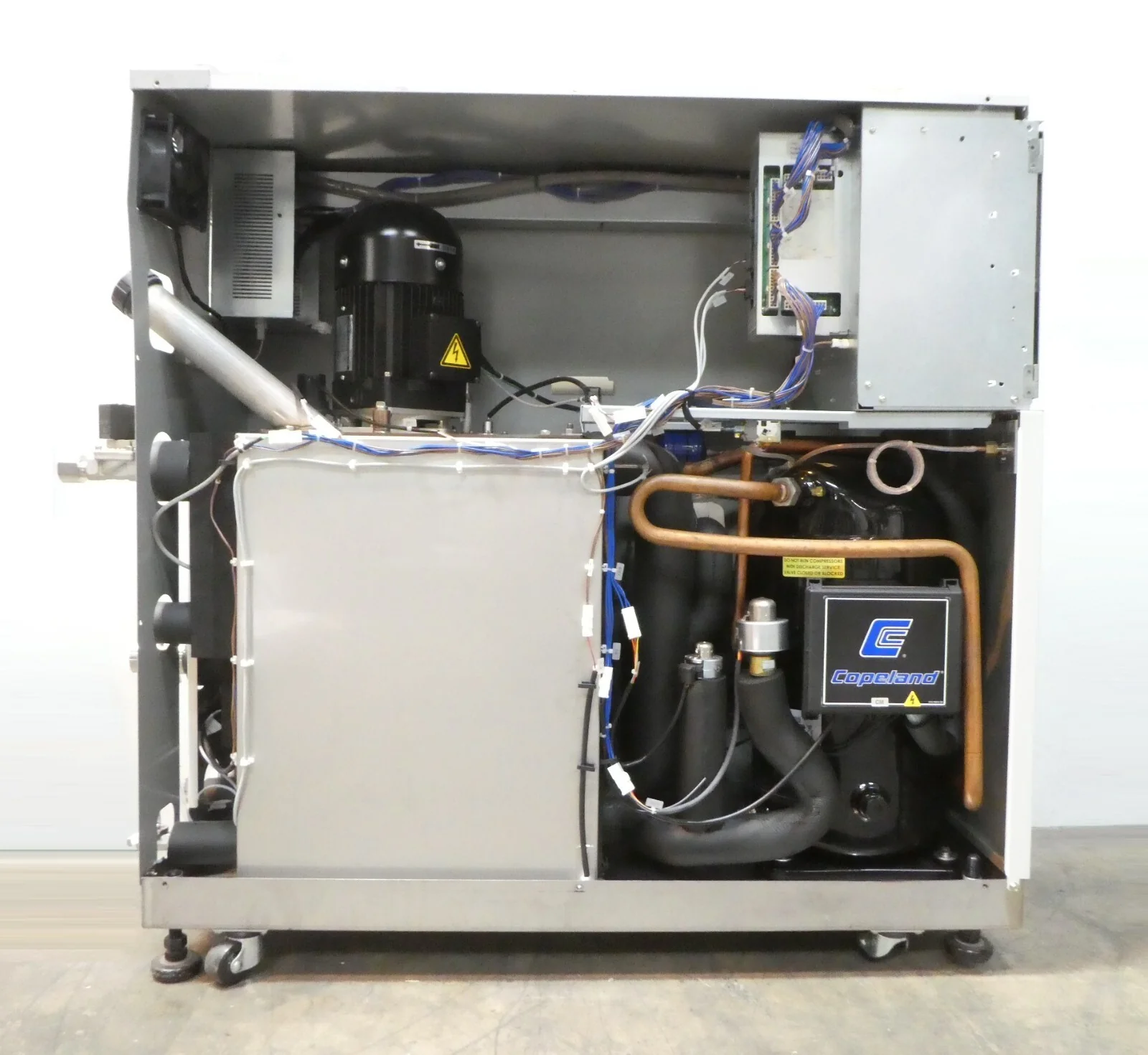 HRZ008-L SMC INR-496-005 Recirculating Thermo Chiller Dented Working Surplus - Image 6