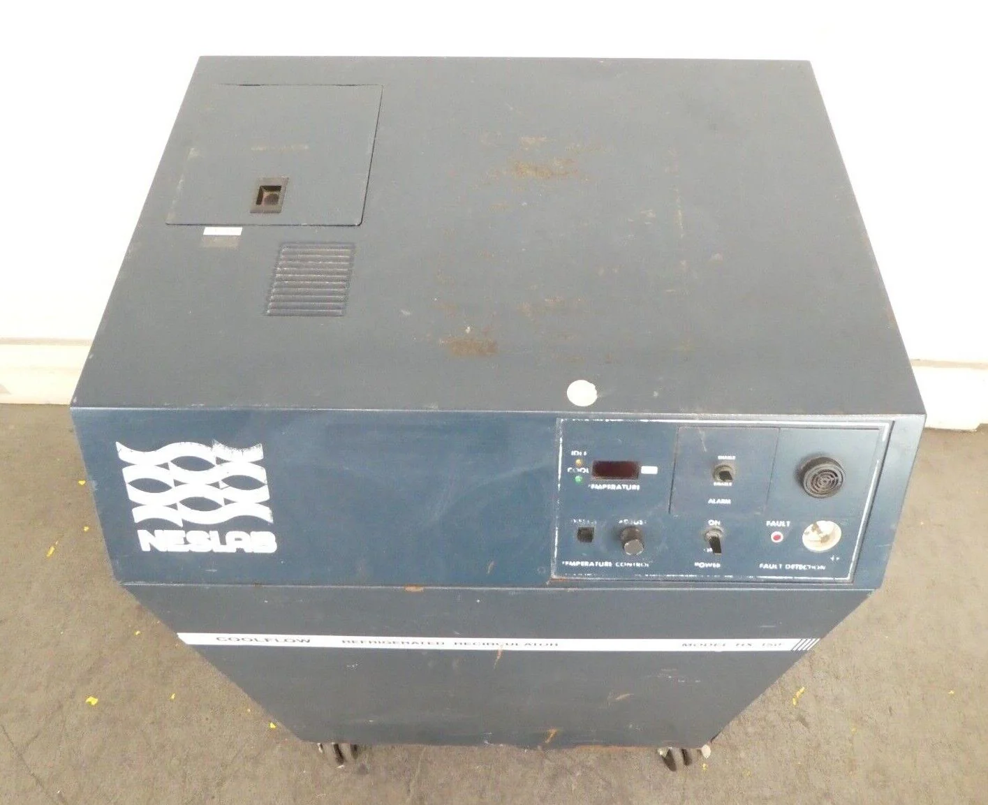 HX-150 Neslab Instruments 388104040246 Recirculating Chiller COOLFLOW Working - Image 5