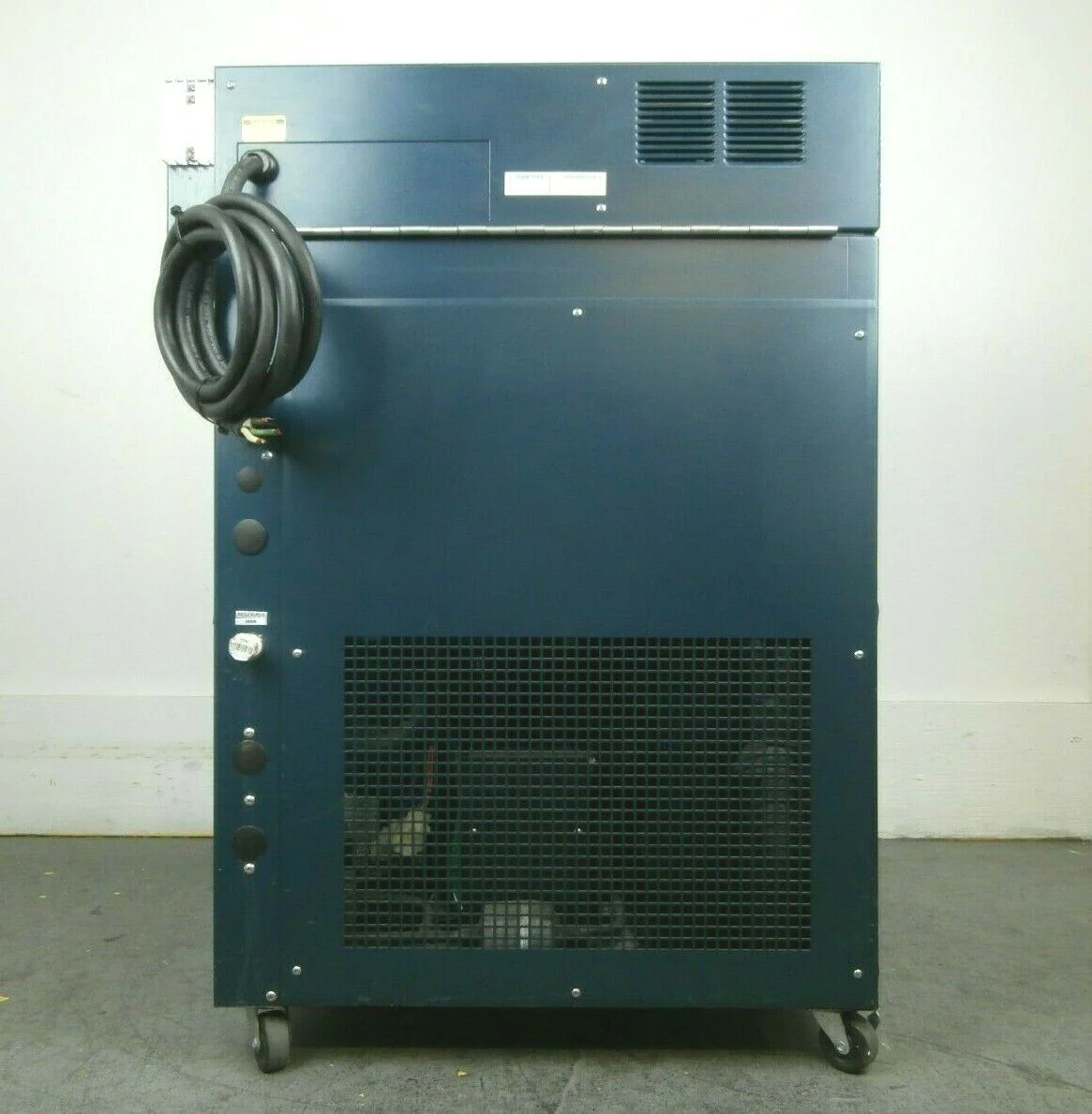 HX Series Neslab HX-75 Recirculating Chiller Tested Working Surplus - Image 2