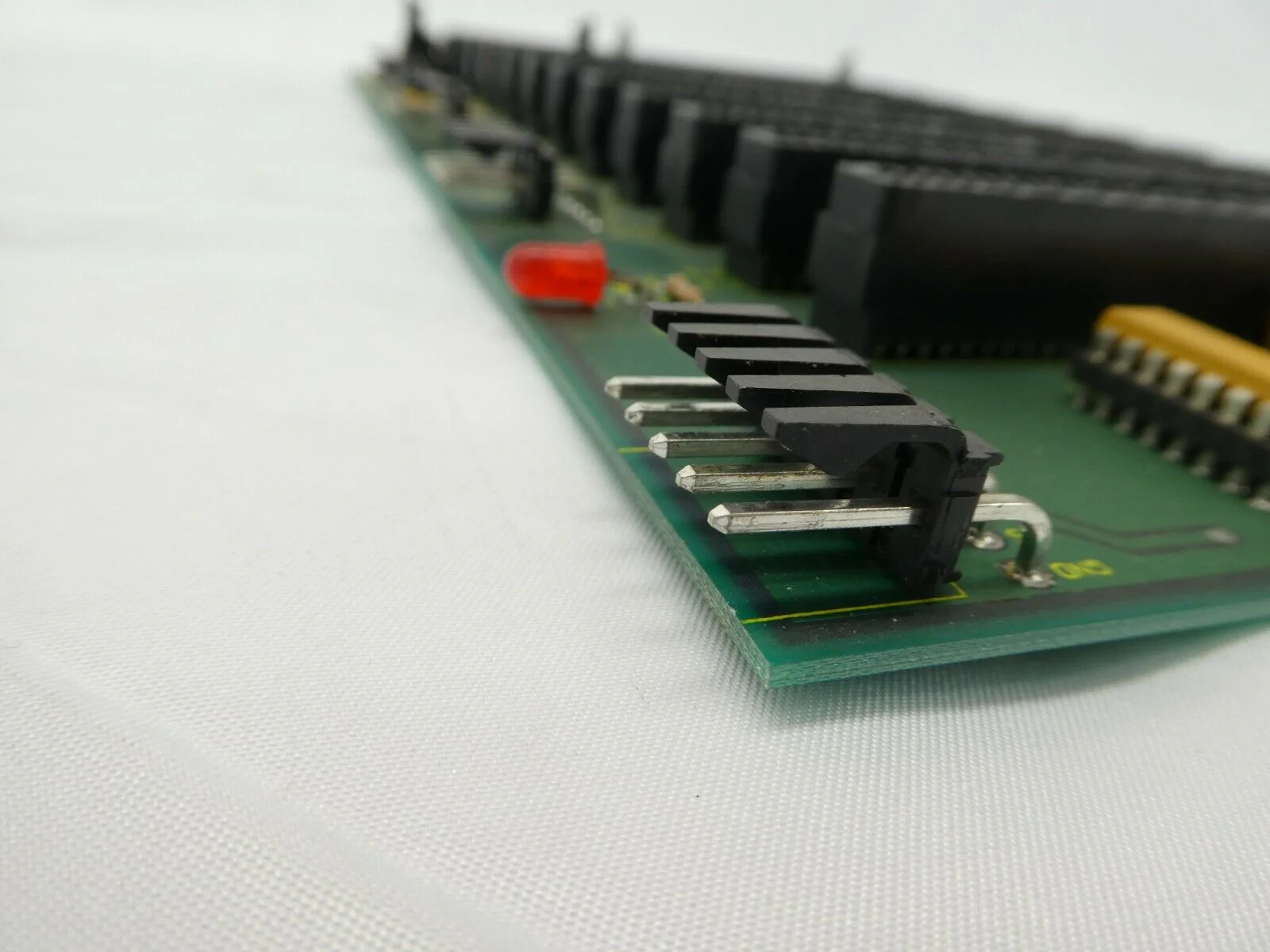 I-Bus Systems 100960 12-Slot Backplane PCB Tencor Instruments 143570 Working - Image 8